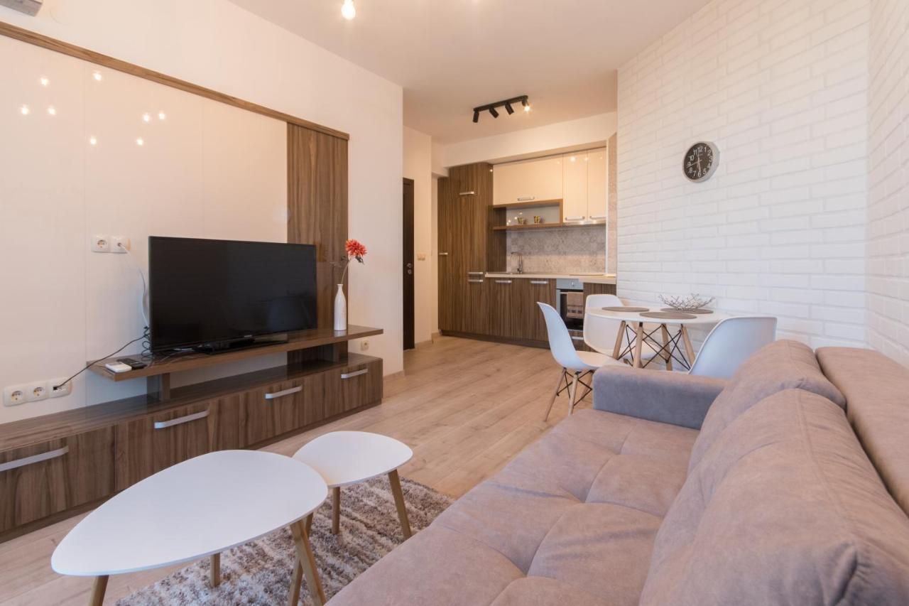 City Apartments Triumph Varna Exterior photo