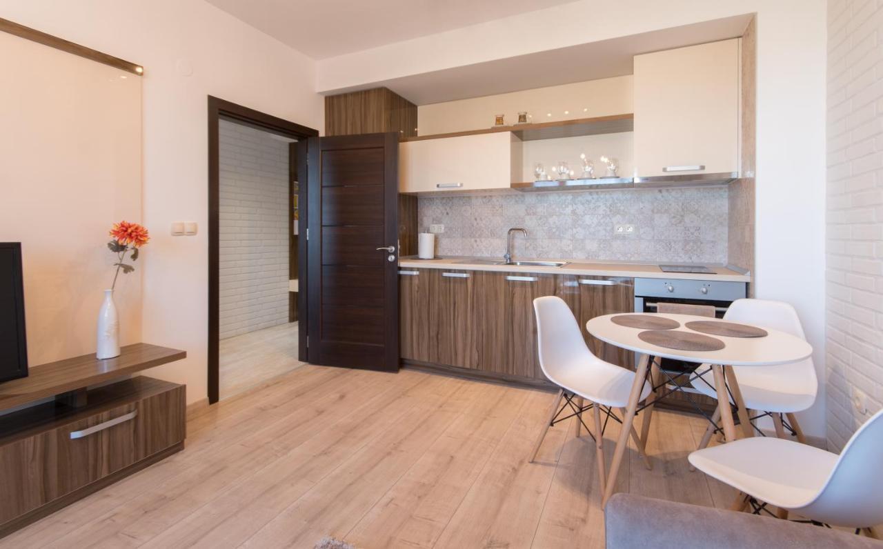 City Apartments Triumph Varna Exterior photo