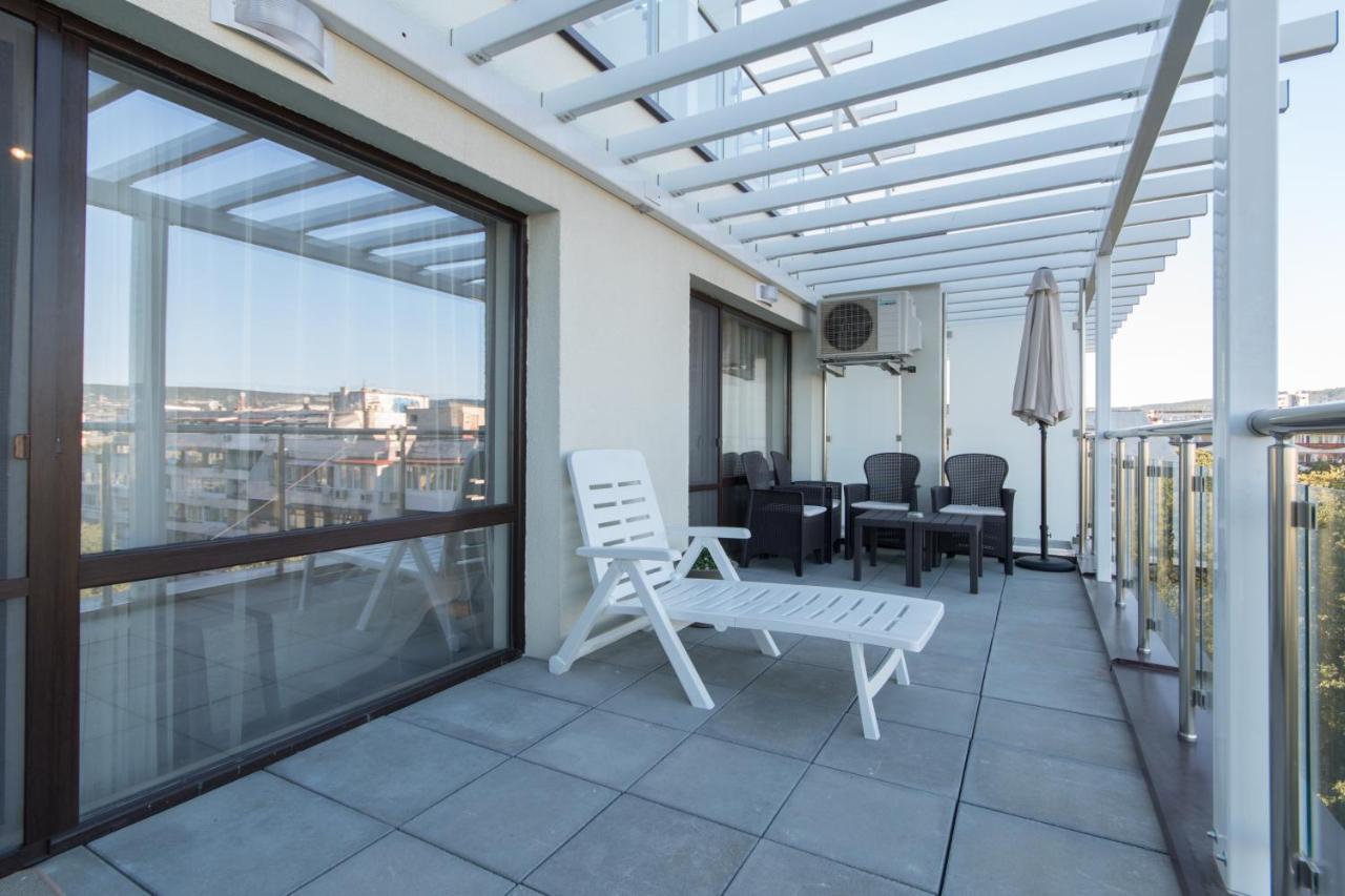 City Apartments Triumph Varna Exterior photo